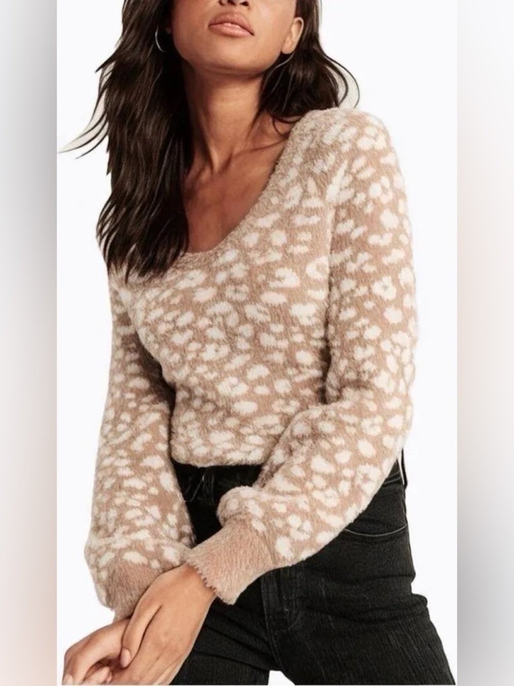 Abercrombie & Fitch Soft A&F Leopard Print Sweater Small S Tan White Scoop Neck
